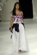desfiles-gracaottoni-rioverao2006rtw-125