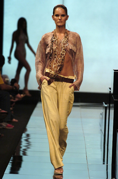 desfiles-lenny-rioverao2006rtw-122
