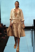 desfiles-lenny-rioverao2006rtw-126