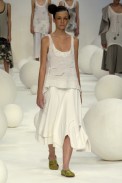 desfiles-mariabonita-rioverao2006rtw-107
