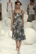 desfiles-mariabonita-rioverao2006rtw-110