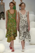 desfiles-mariabonita-rioverao2006rtw-118