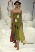 desfiles-mariabonita-rioverao2006rtw-122