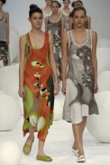 desfiles-mariabonita-rioverao2006rtw-127