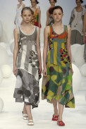 desfiles-mariabonita-rioverao2006rtw-128