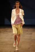 desfiles-mariabonitaextra-rioverao2006rtw-102