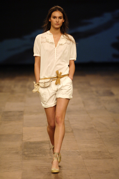 desfiles-mariabonitaextra-rioverao2006rtw-111