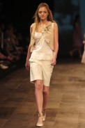 desfiles-mariabonitaextra-rioverao2006rtw-120