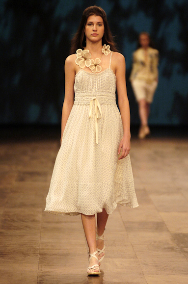 desfiles-mariabonitaextra-rioverao2006rtw-122