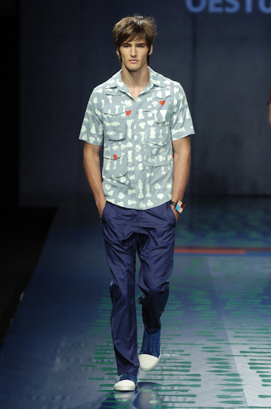 desfiles-oestudio-rioverao2006rtw-105