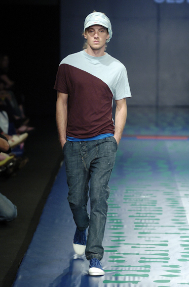 desfiles-oestudio-rioverao2006rtw-106