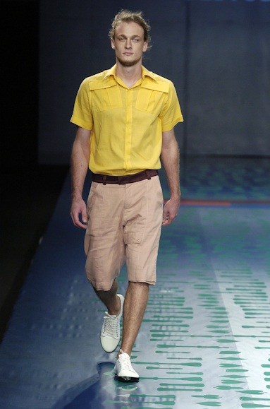 desfiles-oestudio-rioverao2006rtw-110
