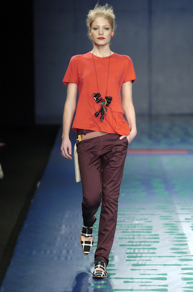 desfiles-oestudio-rioverao2006rtw-114