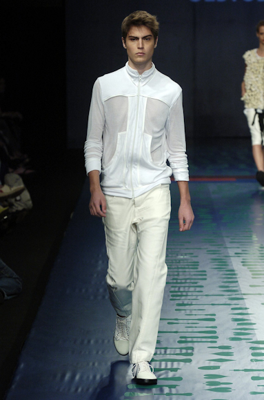 desfiles-oestudio-rioverao2006rtw-123