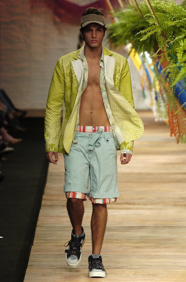 desfiles-redley-rioverao2006rtw-104
