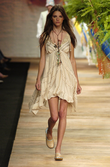desfiles-redley-rioverao2006rtw-105