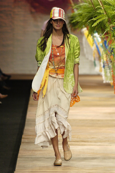desfiles-redley-rioverao2006rtw-113
