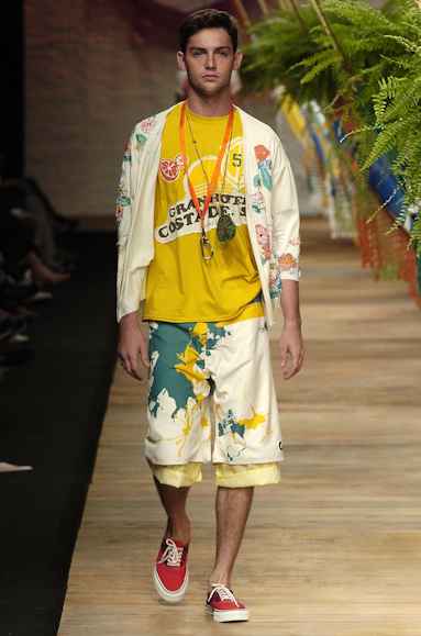 desfiles-redley-rioverao2006rtw-116