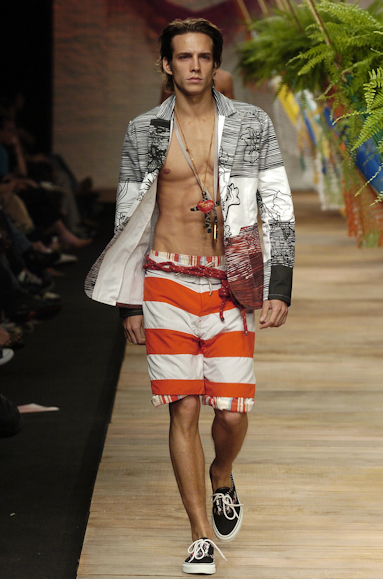 desfiles-redley-rioverao2006rtw-132