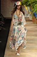 desfiles-redley-rioverao2006rtw-134