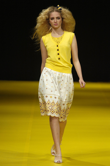 desfiles-zigfred-rioverao2006rtw-101