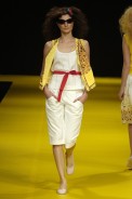 desfiles-zigfred-rioverao2006rtw-102