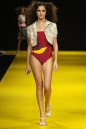 desfiles-zigfred-rioverao2006rtw-114