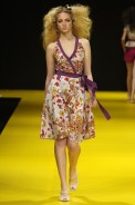 desfiles-zigfred-rioverao2006rtw-131