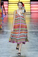 desfiles-andrelima-saopauloverao2006rtw-113