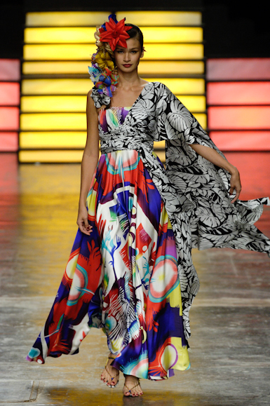 desfiles-andrelima-saopauloverao2006rtw-122