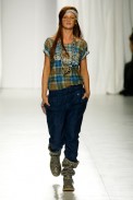desfiles-aherchcovichmen-saopauloverao2007rtw-106