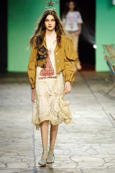 desfiles-cavalera-saopauloverao2006rtw-103