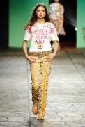 desfiles-cavalera-saopauloverao2006rtw-104