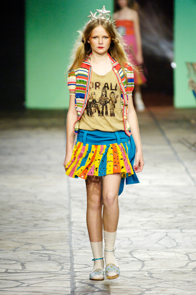 desfiles-cavalera-saopauloverao2006rtw-107