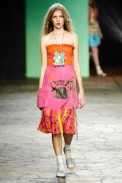 desfiles-cavalera-saopauloverao2006rtw-108