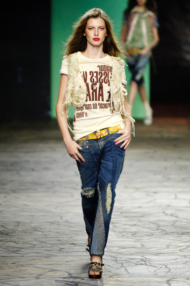 desfiles-cavalera-saopauloverao2006rtw-114