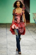 desfiles-cavalera-saopauloverao2006rtw-120