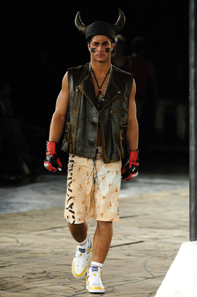 desfiles-cavaleramen-saopauloverao2006rtw-133
