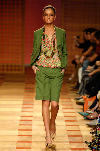 desfiles-cori-saopauloverao2006rtw-106