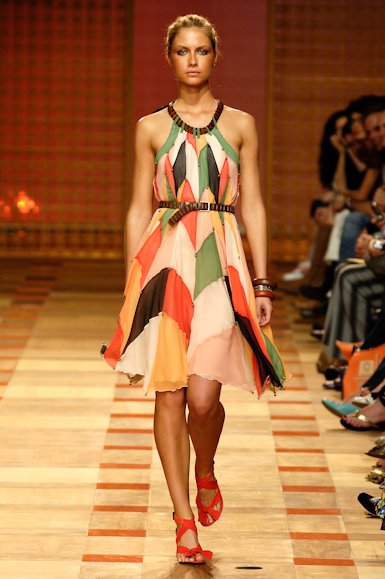 desfiles-cori-saopauloverao2006rtw-133