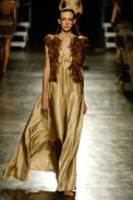 desfiles-eduardosuppes-saopauloverao2006rtw-126