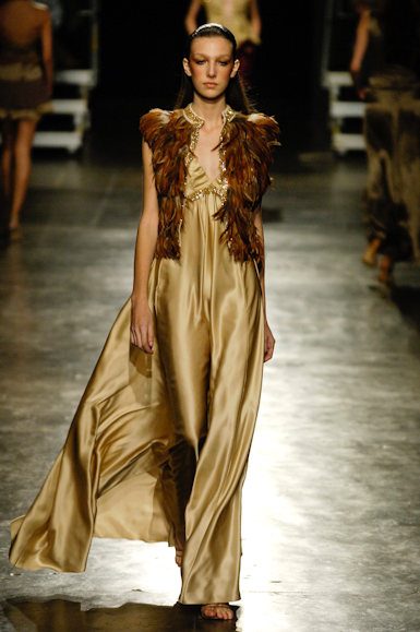 desfiles-eduardosuppes-saopauloverao2006rtw-126