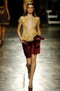 desfiles-eduardosuppes-saopauloverao2006rtw-127