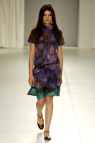 desfiles-erikaikezili-saopauloverao2006rtw-101
