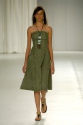 desfiles-erikaikezili-saopauloverao2006rtw-118