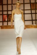 desfiles-gisellenasser-saopauloverao2006rtw-100