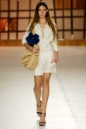 desfiles-gisellenasser-saopauloverao2006rtw-115