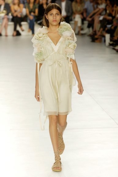 desfiles-gloriacoelho-saopauloverao2006rtw-133