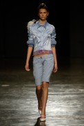 desfiles-mareunitschke-saopauloverao2006rtw-109