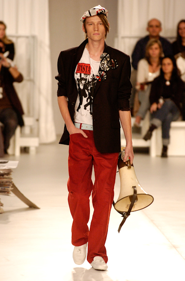 desfiles-marioqueiroz-saopauloverao2006rtw-101
